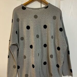 Suzy Shier Heather Gray Top with Black Accents